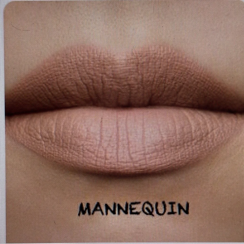 NIB Jeffree Star Tan Lipstick Matte Velvety Finish Brand New